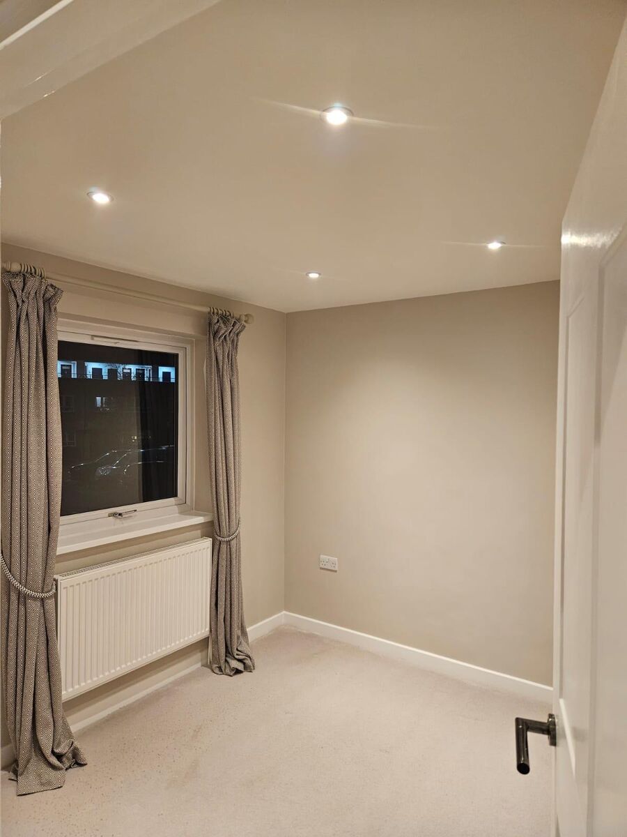 painter and decorator near me Camberwell